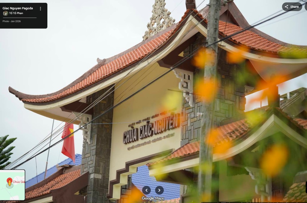Cổng tam quan